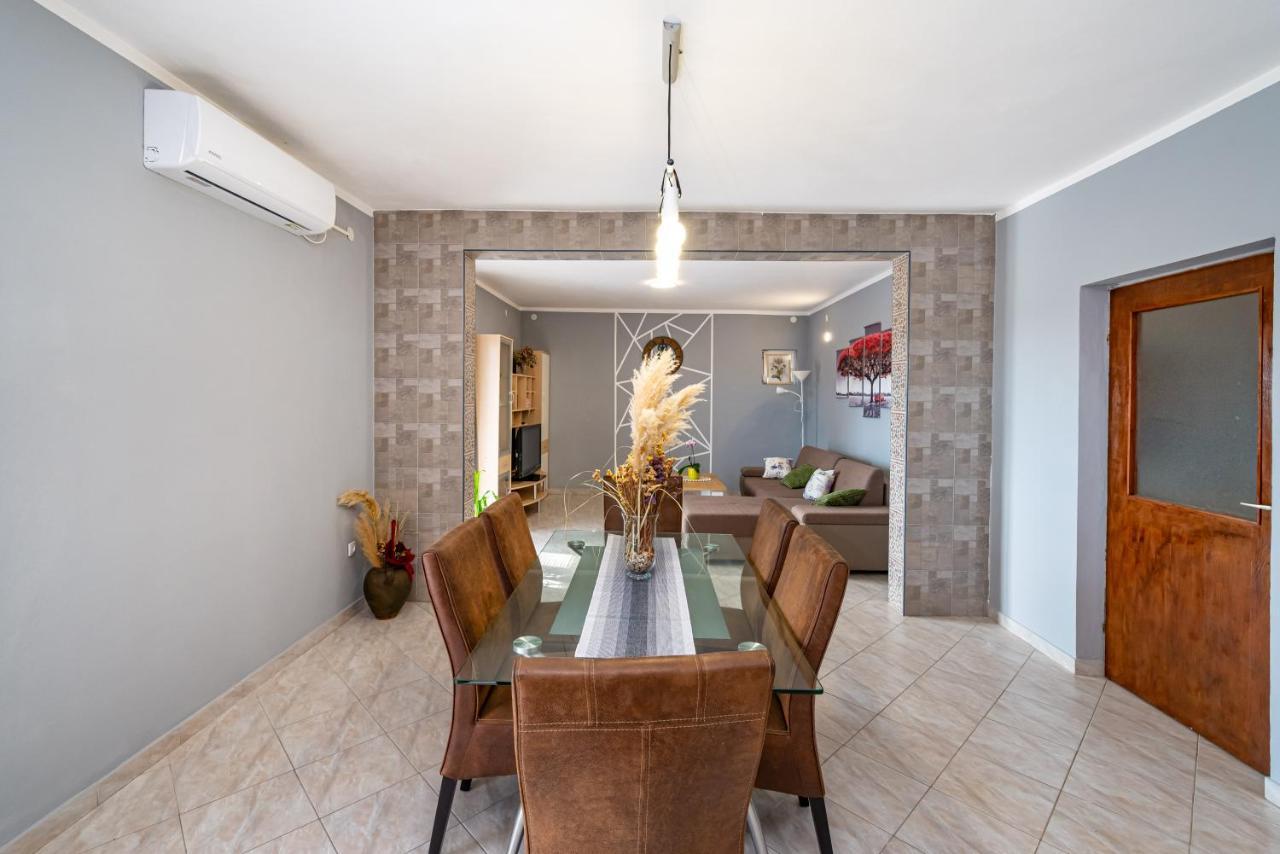 Apartment Thalia Zadar Exterior photo